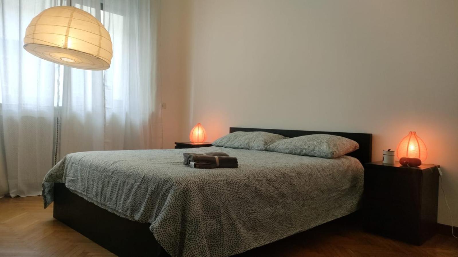 Very Big Apartment At 3 Minutes On Foot From Duomo Cathedral Milão Exterior foto