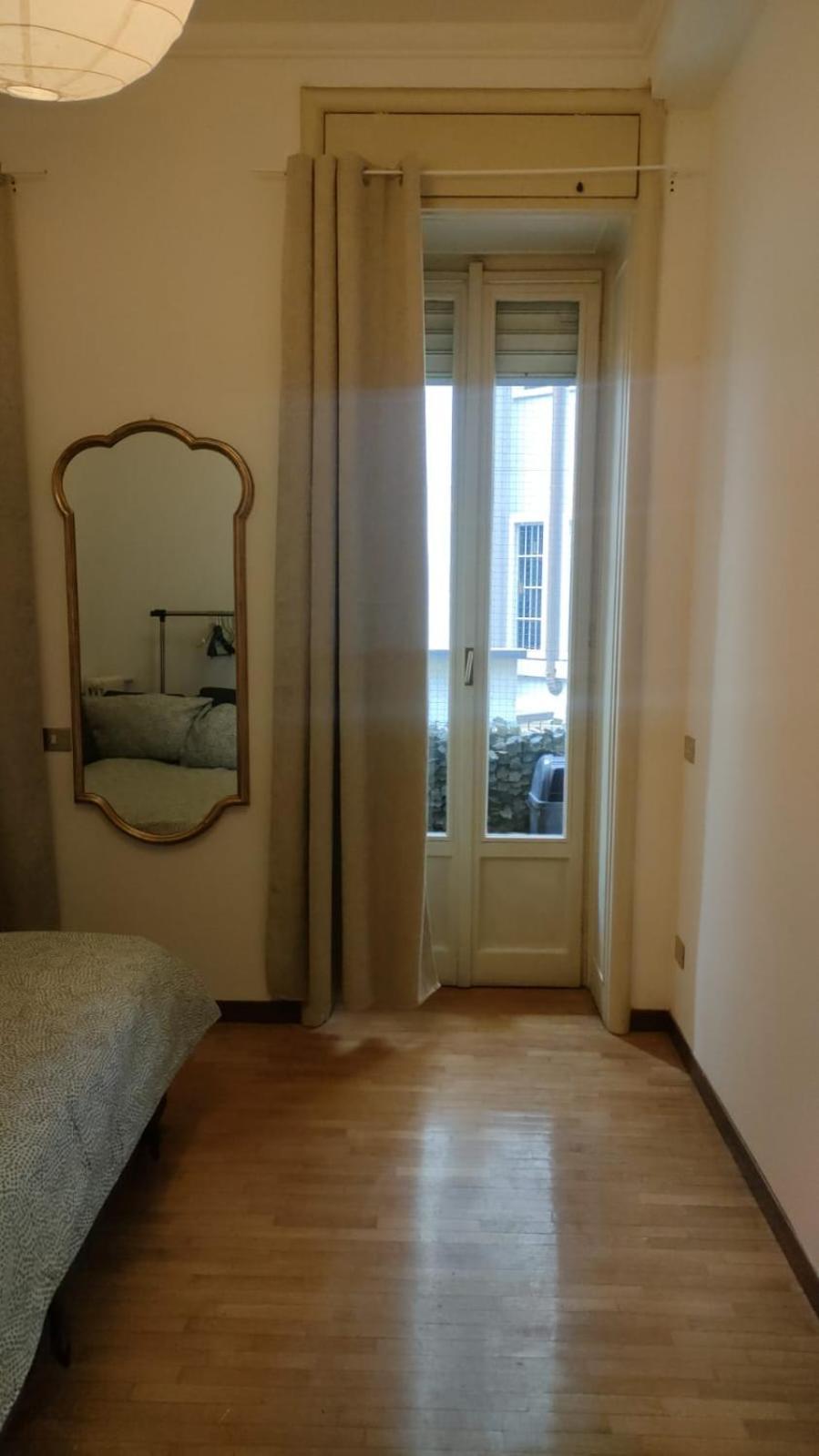 Very Big Apartment At 3 Minutes On Foot From Duomo Cathedral Milão Exterior foto