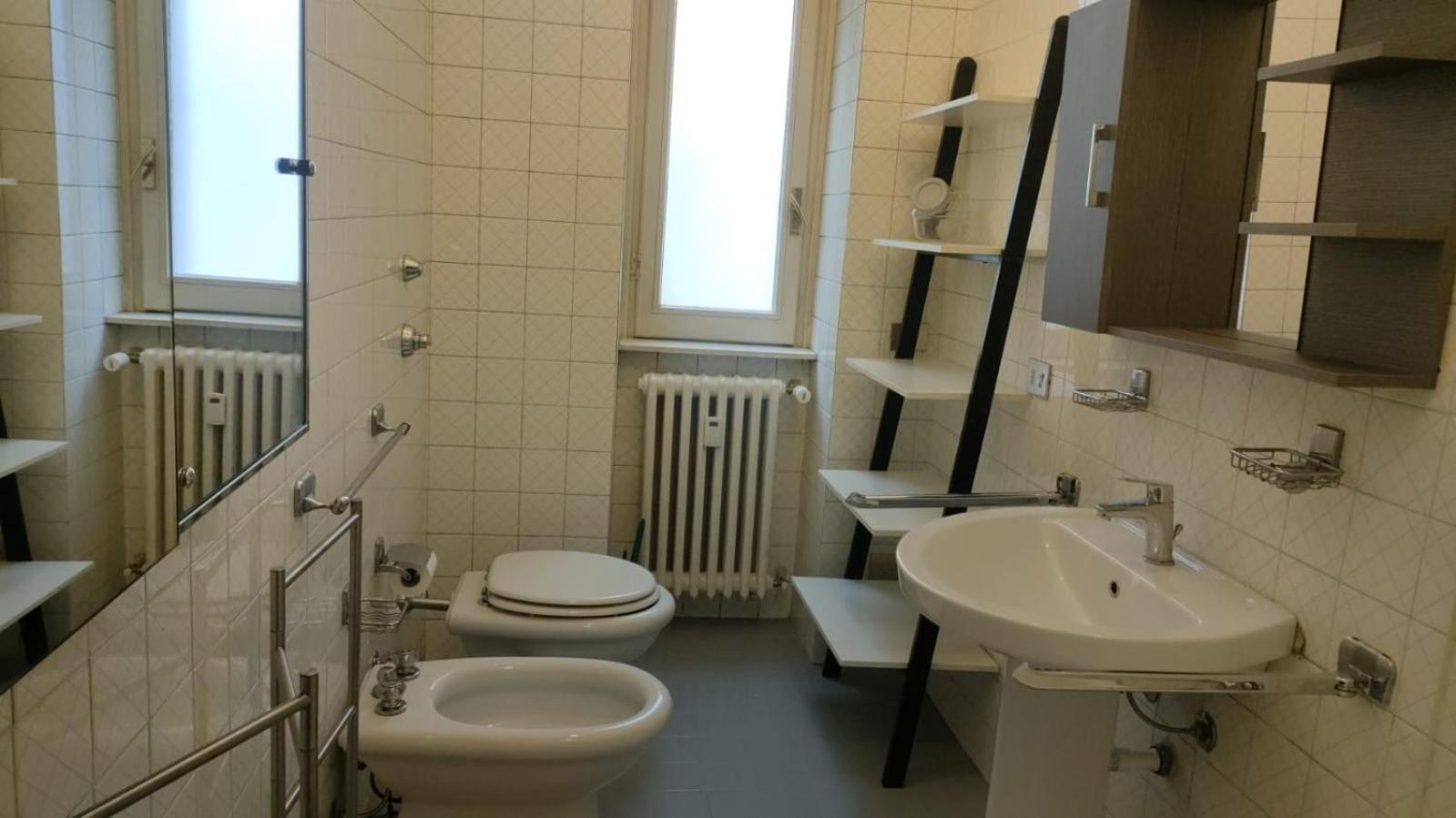 Very Big Apartment At 3 Minutes On Foot From Duomo Cathedral Milão Exterior foto